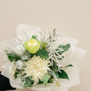 Weihnachtsstrauß I white christmas